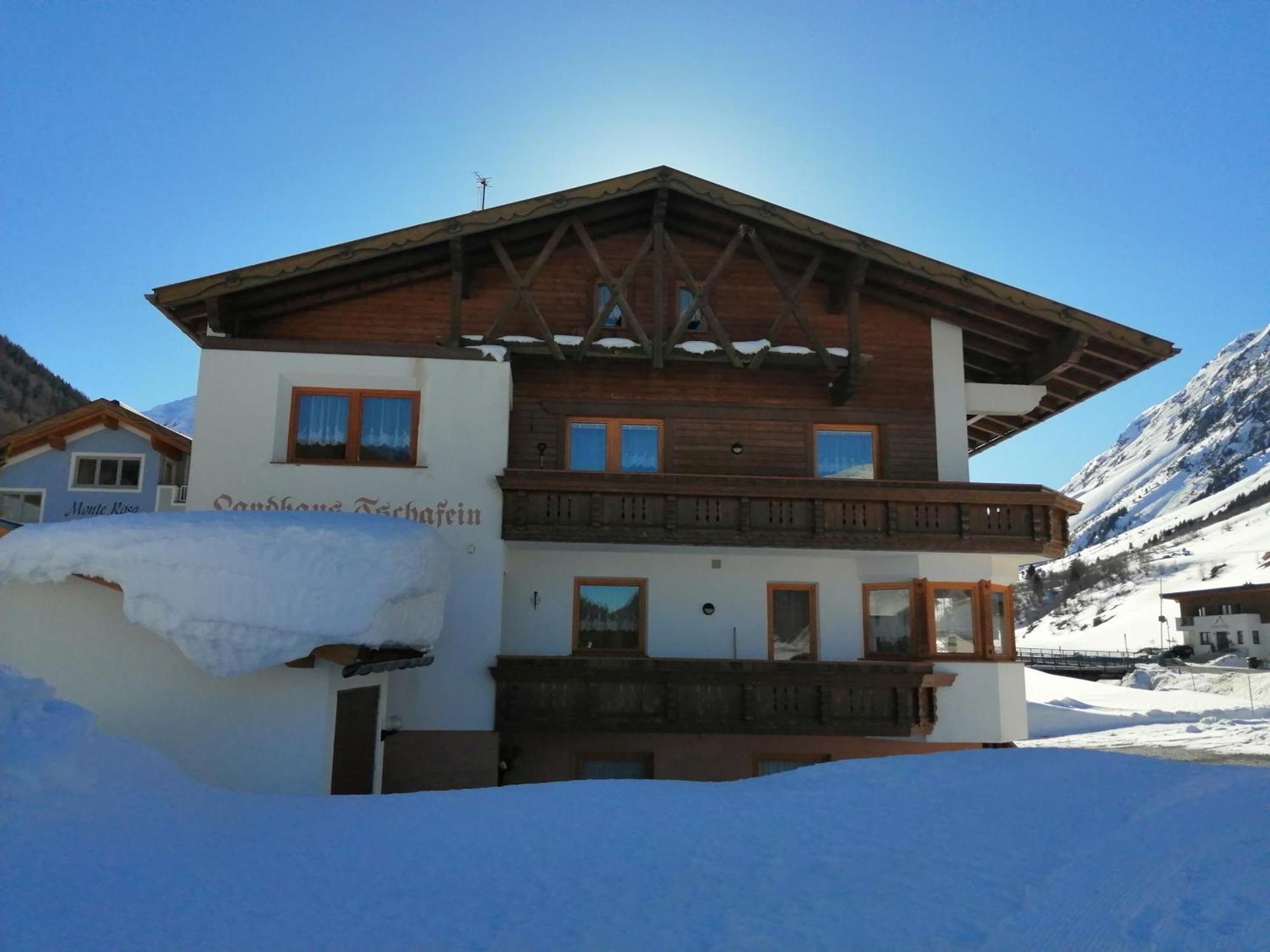 Landhaus Tschafein Galtür エクステリア 写真